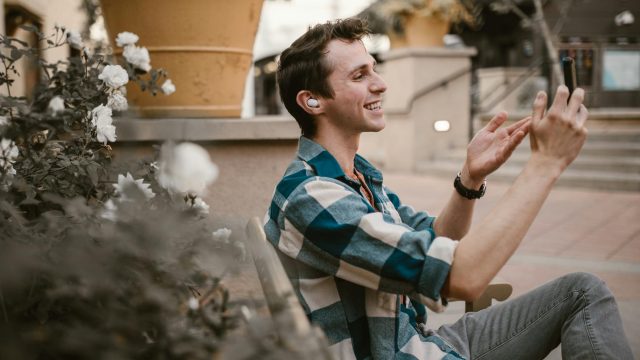 Fring permite videoconferencia mediante Skype