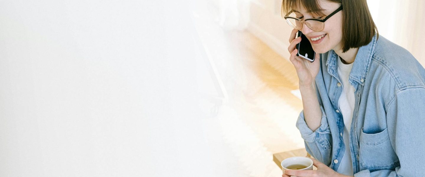 Panasonic: Si no puedes contra el enemigo…